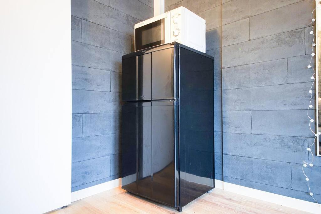 Sanacion Namba 難波千日前の5Ldk120平米 駅徒歩2分 広々バルコニーでバーベキューも可能 Apartment Osaka Bagian luar foto